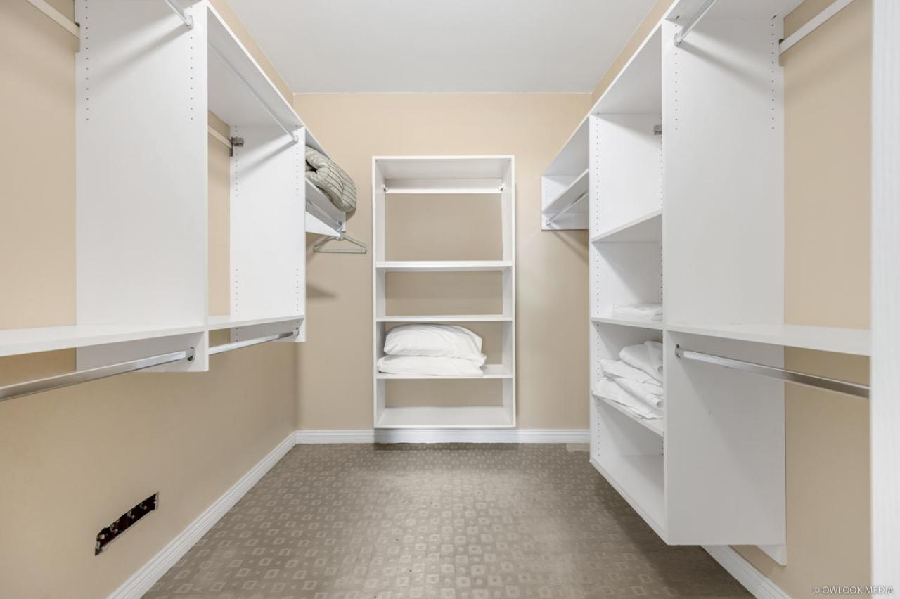 Share Home 1Bd Suite In Кокитлам Екстериор снимка